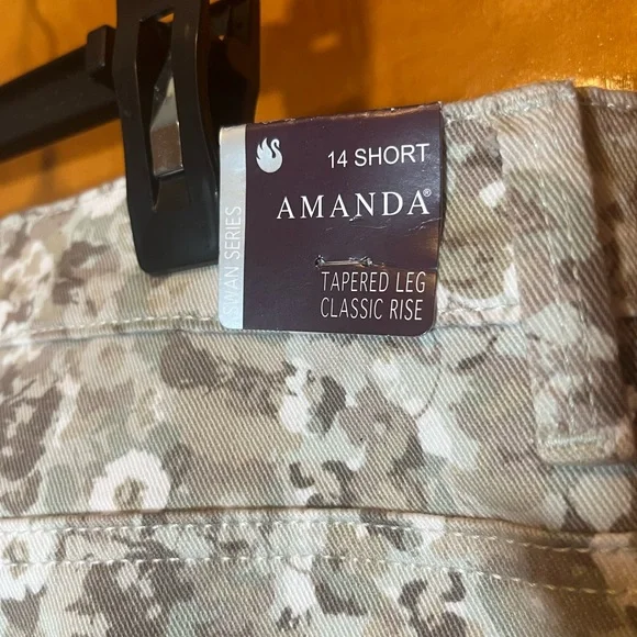 Gloria Vanderbilt Jeans Light Fern Petal 14 short - Picture 4 of 6